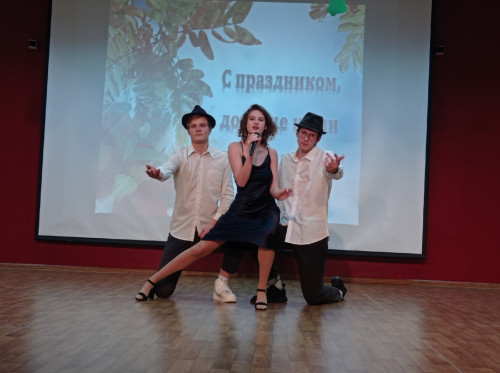Два праздника в один день